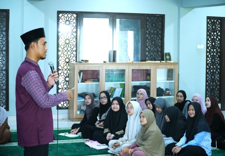 Pembukaan KIBAR 9 Resmi Digelar, Awali Perjalanan Penguatan Bahasa Menuju Al-Azhar